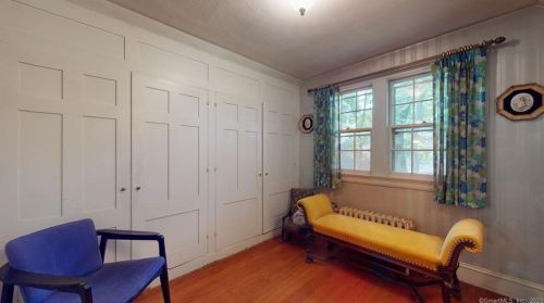 541 Lincoln St, New Britain CT 06052-1802 exterior