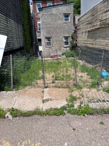 814 Blossom Way, Pittsburgh, PA 15212-5069