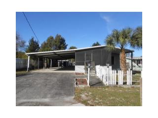 112 Daisy Ave, Auburndale, FL 33823-2807