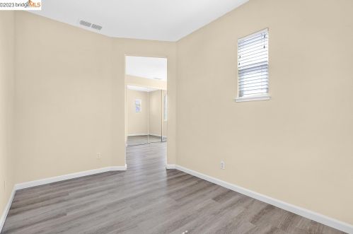 23 Elijah Ct, West Pittsburg CA  94565-2748 exterior