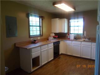 385 Chicken Crk Rd, Pulaski TN  38478-8442 exterior