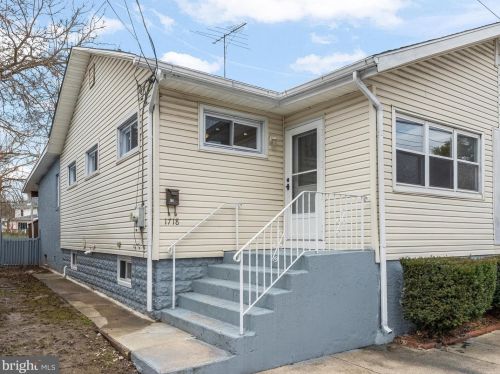 1718 Hewes Ave, Boothwyn PA  19061-3906 exterior