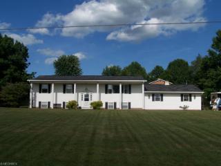 154 Lake Dr, West Lebanon, OH 44618-9727