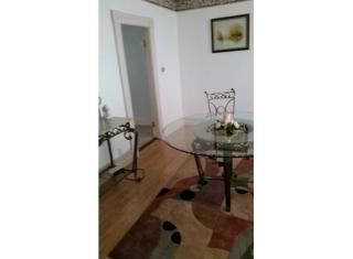 81 Bowles St, Springfield, MA 01109-3501