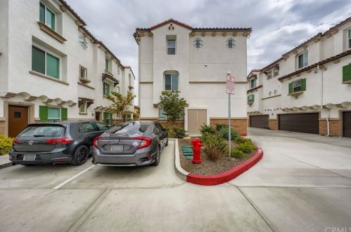 3550 Savanna St, Anaheim, CA 92804-3613