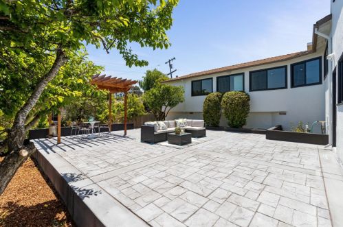 347 Paramount Dr, Millbrae CA  94030-1324 exterior