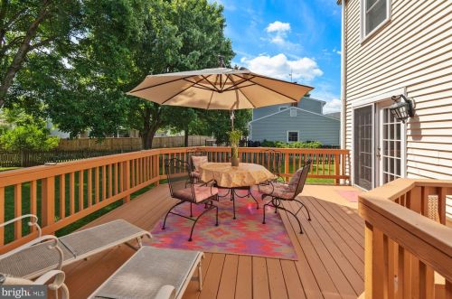 1311 Cold Harbor Ct, Herndon VA 20170-2018 exterior