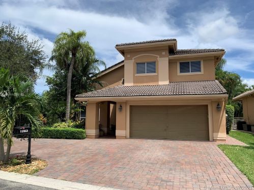 1063 156th Ter, Hollywood, FL 33027-2240