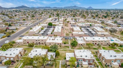 8427 34th Ave, Phoenix AZ  85051-5952 exterior