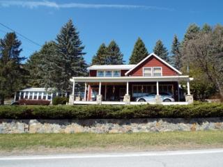53 Vineyard Rd, Ticonderoga, NY 12883-3030