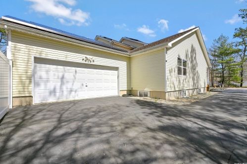 232 Radio Ave, Miller Place, NY 11764-3413