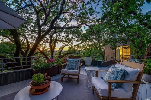 4833 Skycrest Way, Santa Rosa CA  95405-8798 exterior