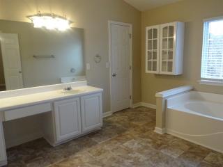 100 Grayhawk Way, Simpsonville SC  29681-6309 exterior
