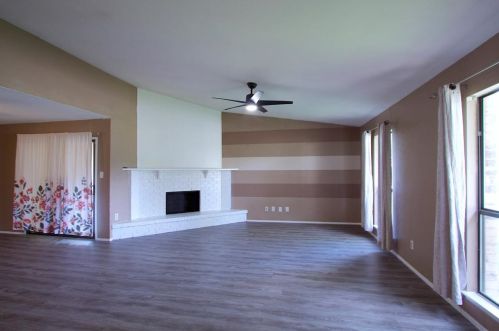 944 Lockhart Dr, Plano TX  75023-4400 exterior