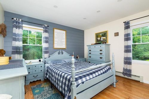 26 Beacham Rd, Rhinebeck NY  12572-3001 exterior