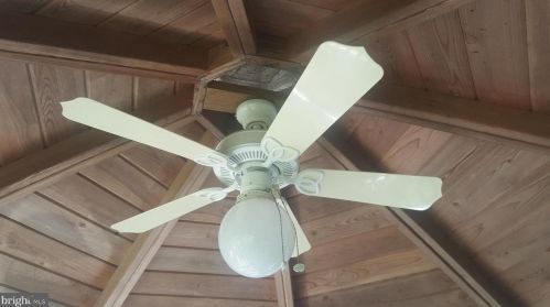 227 Pennford Pl, Boothwyn PA  19060-4407 exterior