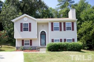 7301 Fox Bluff Ct, Raleigh, NC 27616-4300
