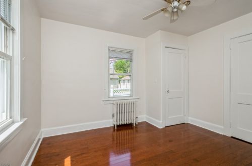 19 Dayton Cres, Bernardsville NJ  07924-2742 exterior