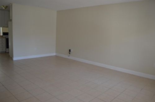 144 4th Ave, Shalimar, FL 32579-1907