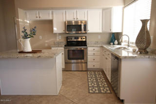 1718 Morgan Ct, Gilbert, AZ 85295-5623