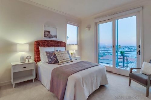 876 Armada Ter, San Diego CA  92106-3056 exterior