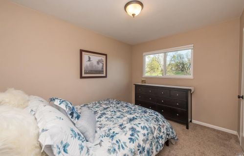 1983 Olivet Rd, Santa Rosa CA  95401-3810 exterior