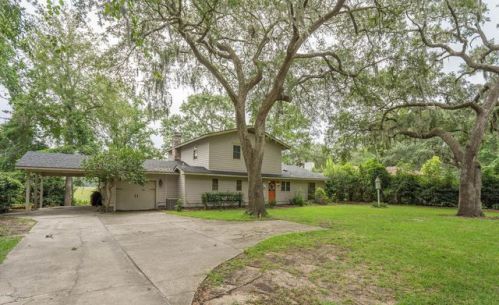 21 Rock Springs Dr, Beaufort, SC 29907-2214
