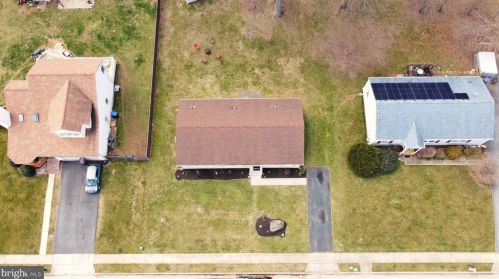 215 Ryans Run, Boothwyn PA  19060-2451 exterior