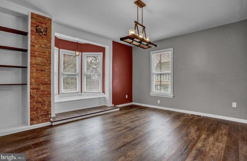 458 Highland St, Harrisburg PA 17113-1536 exterior