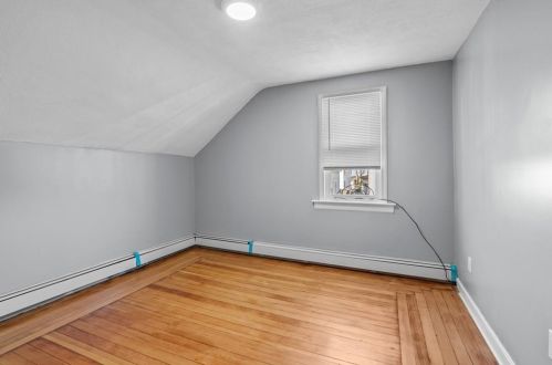 111 Metcalf St, Providence RI 02904-2438 exterior