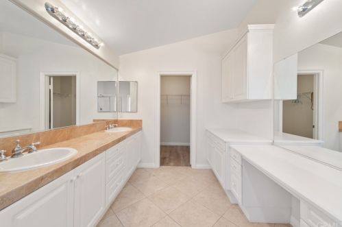 33260 Embassy Ave, Temecula CA  92592-1362 exterior