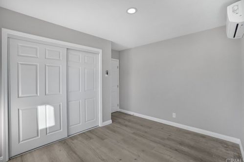 561 Royal Ave, Simi Valley CA  93065-4246 exterior