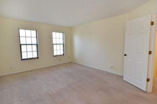 1566 Grn Edge Dr, Florence KY  41042-7099 exterior
