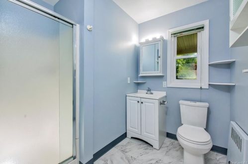 50 Abingdon Ln, Scarsdale NY  10583-6649 exterior