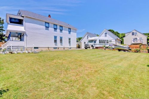 34 Eagle St, Ansonia, CT 06401-3116
