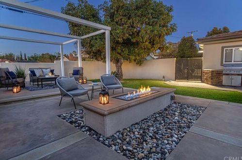 707 Miramar Dr, Fullerton CA 92831-1929 exterior