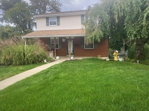 716 Elm Dr, Verona, PA 15147-2941