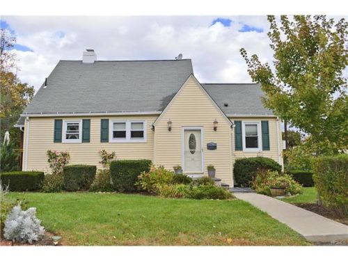 26 Harriman Ave, Sloatsburg, NY 10974-2629