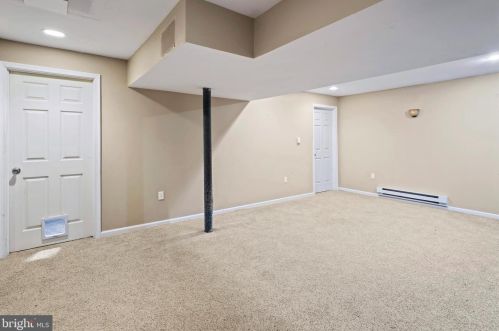 2 Ethan Ter, Swedesboro NJ  08085-4035 exterior