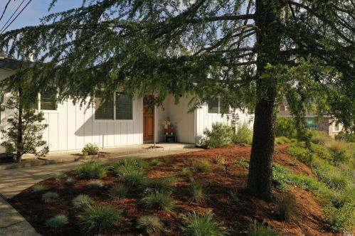 1315 Hexem Ave, Santa Rosa, CA 95404-2520