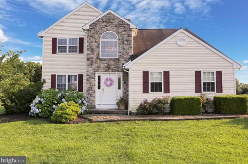 564 Faith Dr, Centre, PA 19541-9448