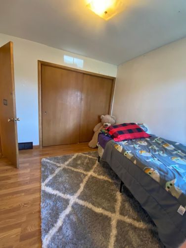 630 Stearns Ave, Paynesville MN  56362-1406 exterior