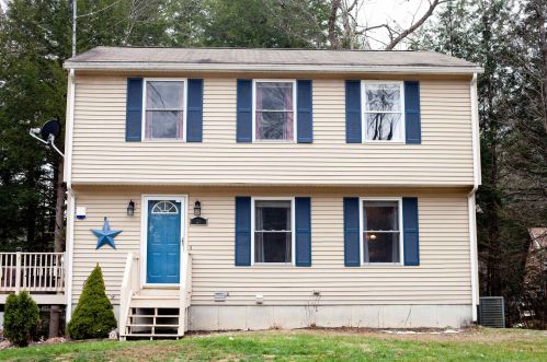 24 Deerpoint Dr, Hillsboro, NH 03244-4414
