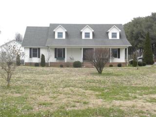 58 Garrett Ln, Winchester, TN 37398-3346