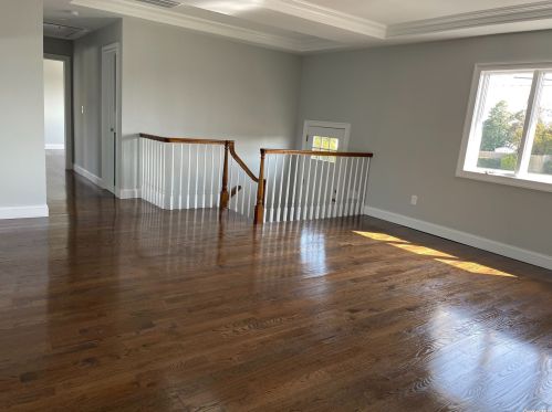 511 Bay 5th St, West Islip NY  11795-4709 exterior