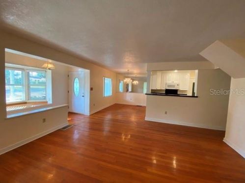 335 Piney Ridge Rd, Casselberry, FL 32707-3805