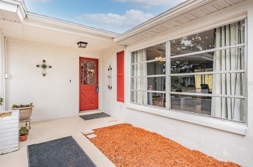 3320 Ottway Dr, Tarpon Springs, FL 34691-1519