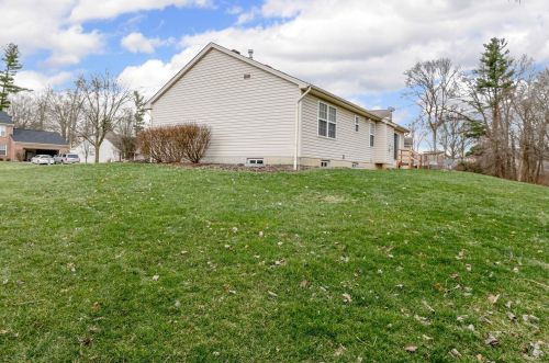 1444 Home Wood Ct, Amelia OH  45102-1687 exterior