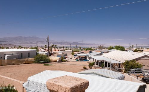 879 Window Rock Plz, Lake Havasu City AZ  86406-7374 exterior