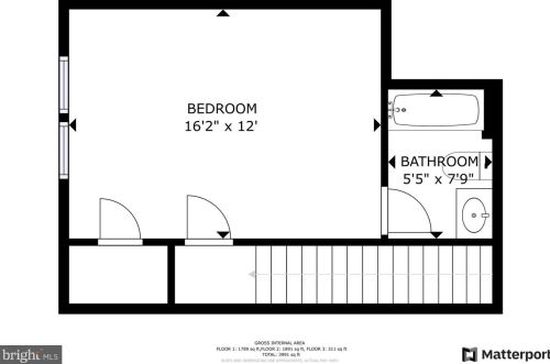 32 Black Forest Ln, Lovettsville VA  20180-8506 exterior